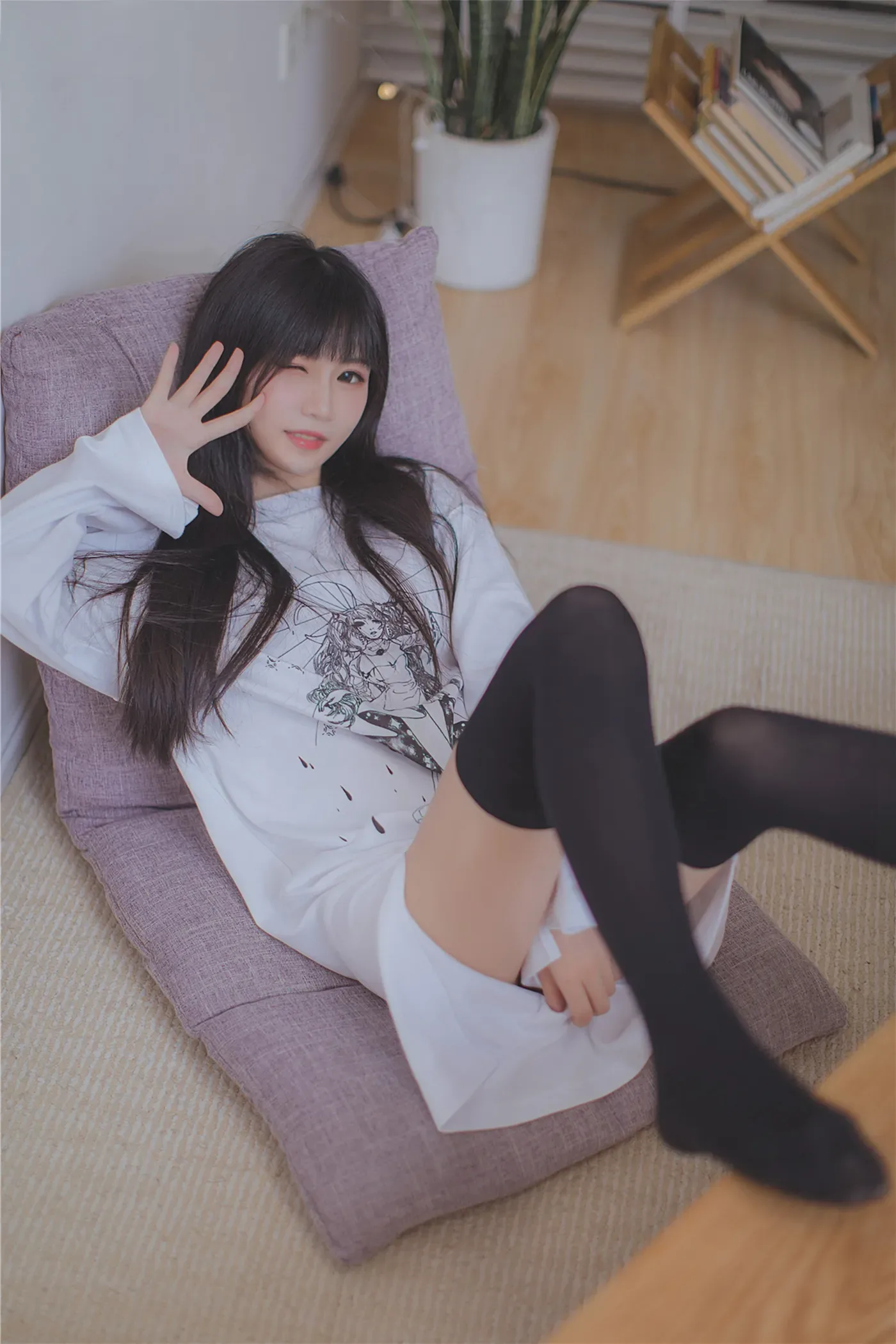 [风之领域] NO.079 长发的黑丝学妹 写真集-秀女吧 XIUNVB.COM