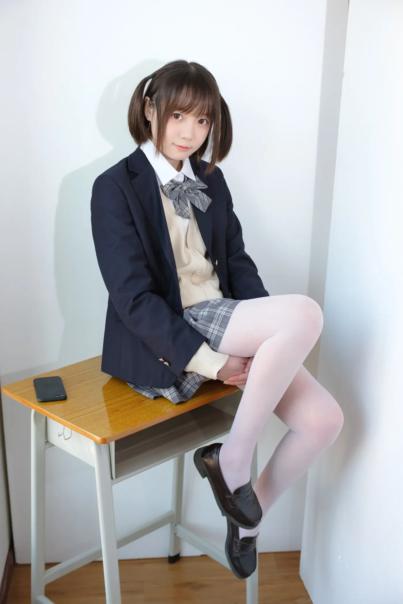 [X-010-SSR] JK校服白丝 [83P1V]-秀女吧 XIUNVB.COM